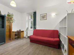 Pronájem bytu 2+1, Praha - Holešovice, Veletržní, 52 m2