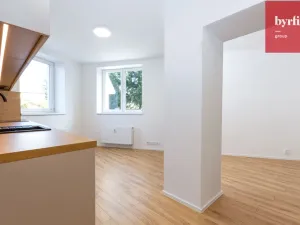 Prodej bytu 1+kk, Opava, Rolnická, 28 m2