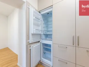 Prodej bytu 1+kk, Opava, Rolnická, 28 m2