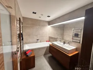 Prodej bytu 3+kk, Olomouc, Chválkovická, 83 m2