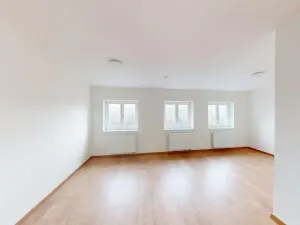 Pronájem bytu 1+kk, Praha - Střešovice, Na Petynce, 43 m2
