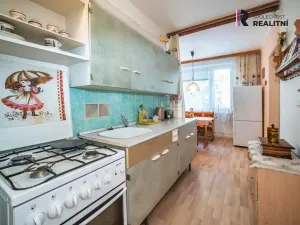 Prodej bytu 3+1, Znojmo, Pražská, 76 m2