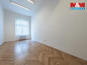 Pronájem kanceláře, Praha - Vinohrady, náměstí Míru, 74 m2