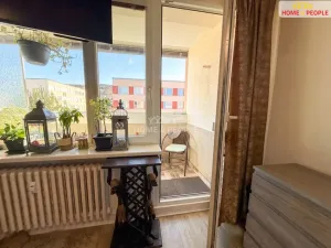 Prodej bytu 3+1, Jince, Zborovská, 70 m2