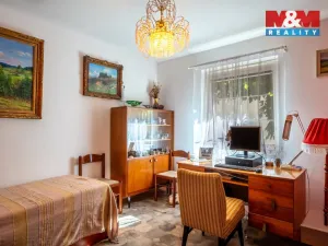 Prodej rodinného domu, Hajany, 285 m2