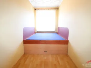 Prodej bytu 3+1, Děčín - Děčín II-Nové Město, Kamenická, 64 m2