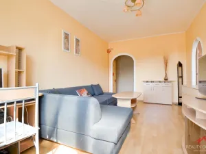 Prodej bytu 3+1, Děčín - Děčín II-Nové Město, Kamenická, 64 m2