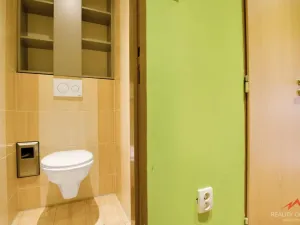 Prodej bytu 3+1, Děčín - Děčín II-Nové Město, Kamenická, 64 m2