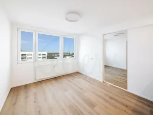 Prodej bytu 1+kk, Praha - Vokovice, Evropská, 24 m2