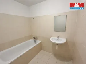 Pronájem bytu 2+kk, Kladno, Generála Selnera, 49 m2