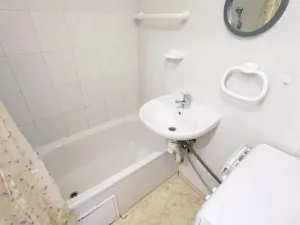 Pronájem bytu 1+kk, Praha - Krč, Bartákova, 35 m2