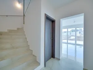 Prodej rodinného domu, Rajhrad, 182 m2