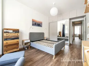 Pronájem bytu 2+kk, Praha - Karlín, Křižíkova, 49 m2