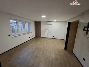 Pronájem bytu 3+1, Kolín, Kpt. Jaroše, 95 m2