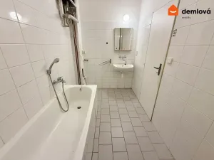 Pronájem bytu 2+kk, Praha - Bubeneč, Jugoslávských partyzánů, 51 m2