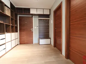 Prodej bytu 4+kk, Praha - Uhříněves, V bytovkách, 116 m2