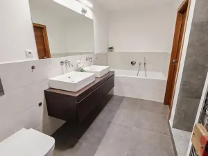 Prodej bytu 4+kk, Praha - Uhříněves, V bytovkách, 116 m2