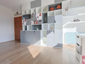 Prodej bytu 4+kk, Praha - Uhříněves, V bytovkách, 116 m2