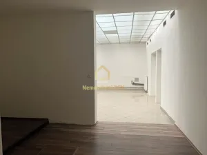 Pronájem kanceláře, Ostrava, Smetanovo náměstí, 77 m2