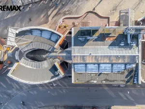 Pronájem obchodního prostoru, Zlín, třída Tomáše Bati, 198 m2