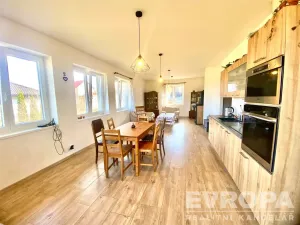 Prodej rodinného domu, Struhařov - Bořeňovice, 134 m2