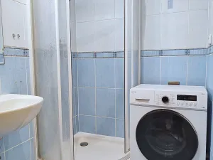 Pronájem bytu 1+kk, Praha - Košíře, Plzeňská, 34 m2