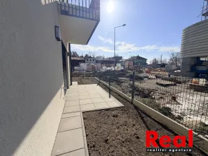 Pronájem bytu 3+kk, Pohořelice, U Kasáren, 69 m2