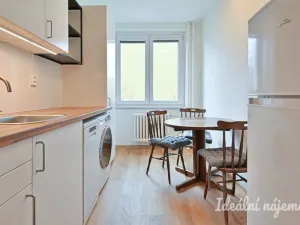 Pronájem bytu 3+1, Brno, Čejkovická, 65 m2