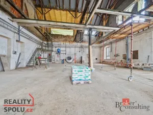 Pronájem skladu, Stěžery, 146 m2