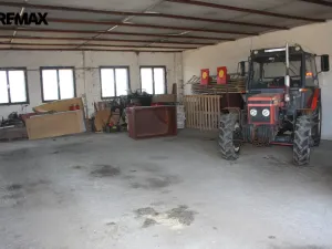 Pronájem komerční nemovitosti, Oslov, 430 m2