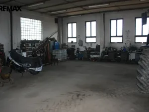 Pronájem komerční nemovitosti, Oslov, 430 m2