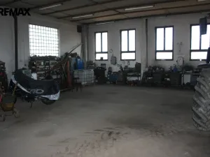 Pronájem komerční nemovitosti, Oslov, 430 m2