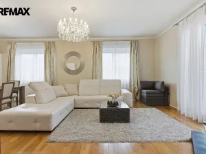 Prodej bytu 3+kk, Karlovy Vary, Jateční, 100 m2