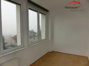 Pronájem bytu 3+1, Ústí nad Labem - Ústí nad Labem-centrum, Koněvova, 60 m2