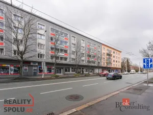 Prodej bytu 2+1, Hradec Králové - Pražské Předměstí, Gočárova třída, 72 m2