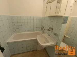 Prodej bytu 2+kk, Otrokovice - Kvítkovice, SNP, 37 m2