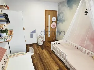 Pronájem bytu 3+kk, Praha, Molákova, 72 m2