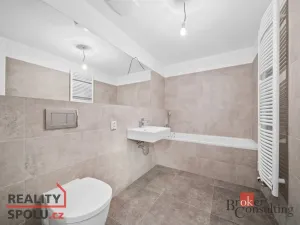 Prodej bytu 4+kk, Trutnov, Chodská, 102 m2