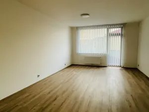 Pronájem bytu 2+kk, Velvary, Sídliště, 71 m2