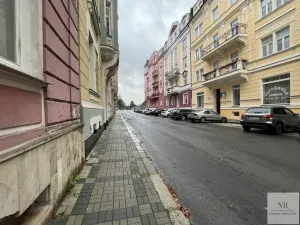 Pronájem bytu 1+1, Karlovy Vary, Koptova, 55 m2