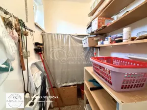 Prodej bytu 2+1, Krnov, Chářovská, 55 m2