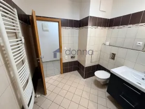 Pronájem bytu 3+kk, Praha, Jeremenkova, 64 m2