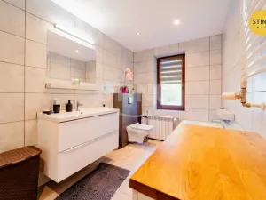 Prodej zemědělské usedlosti, Holasovice, 410 m2