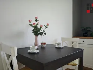 Pronájem bytu 2+kk, Liberec - Liberec VI-Rochlice, Dobiášova, 40 m2