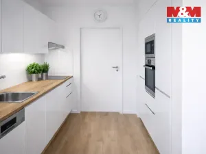 Prodej bytu 3+1, Praha - Bohnice, Vratislavská, 71 m2