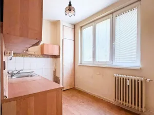 Prodej bytu 2+1, Orlová, Masarykova třída, 63 m2