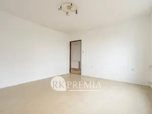 Prodej bytu 3+1, Měrunice, 69 m2