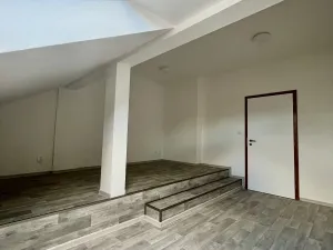 Pronájem bytu 2+kk, Ostrava - Přívoz, Hájkova, 40 m2