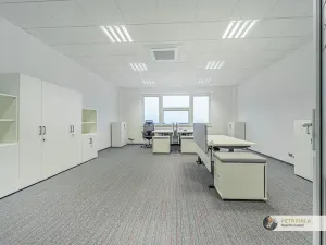 Pronájem kanceláře, Praha - Dolní Chabry, Dopraváků, 258 m2