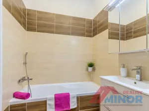 Prodej bytu 3+1, Slaný, Ouvalova, 94 m2